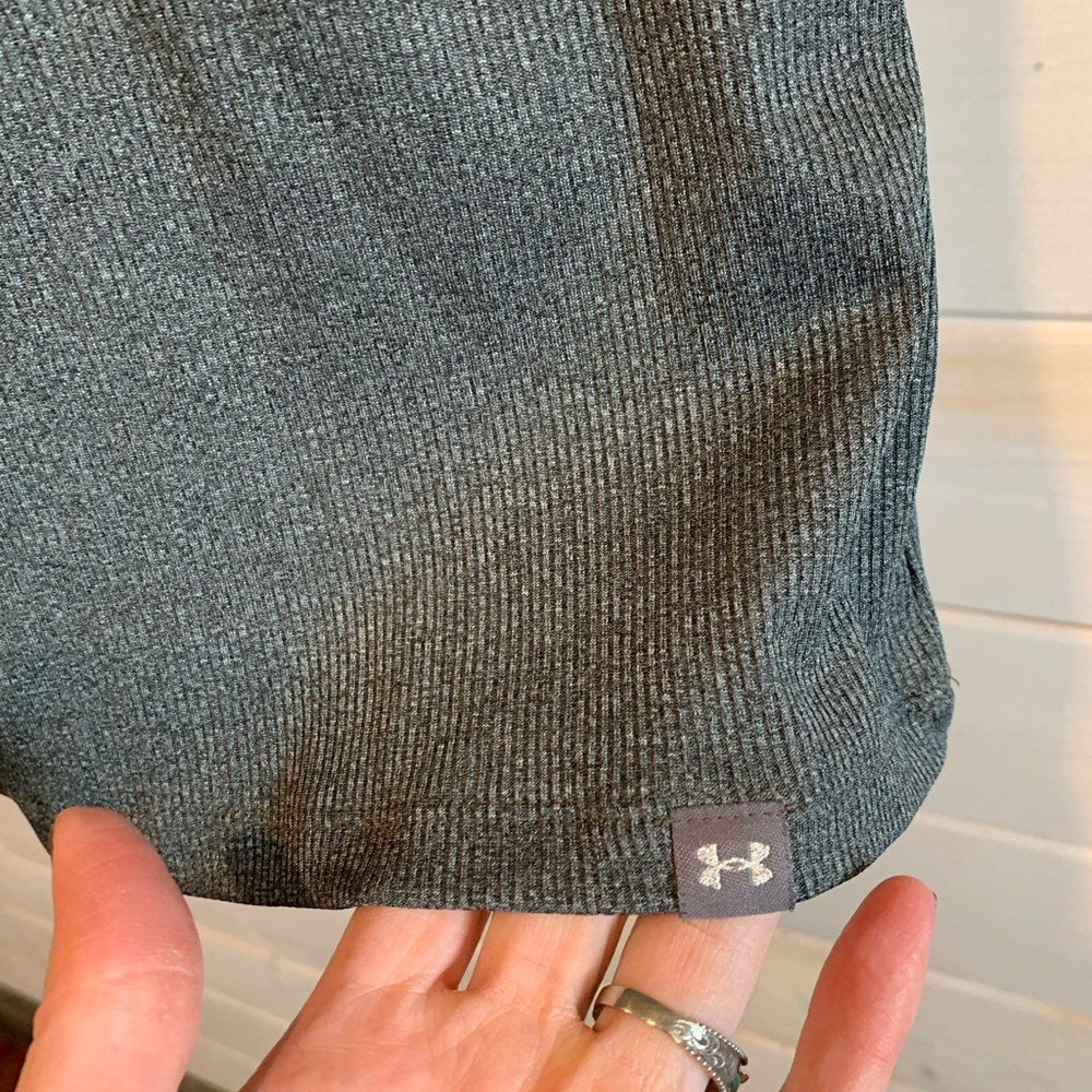 Under Armour | Grey Women’s Tech Victory Ribbed Racerback Tank - Picture 5 of 9